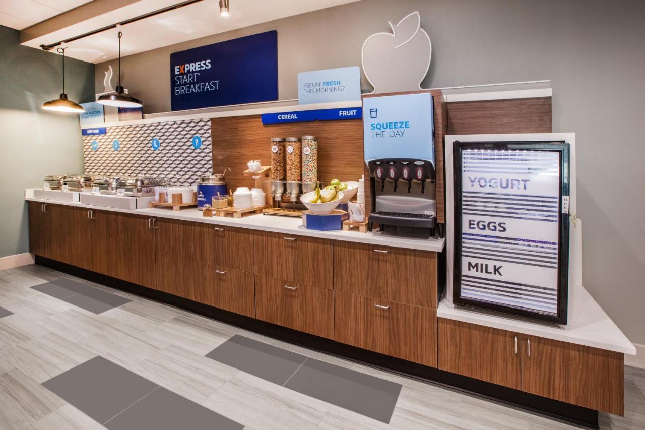 Holiday Inn Express - Des Moines - Ankeny By Ihg エクステリア 写真